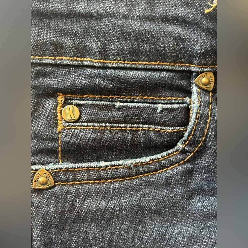 Kut From The Kloth Catherine Boyfriend Jeans Distressed Mid Rise Relaxed Fit 2 - Picture 5 of 5